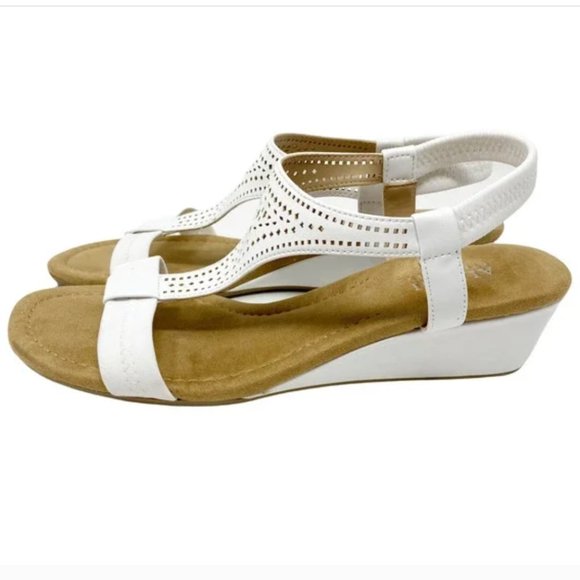Alfani Womens Vacanzaa White Wedge Sandals Size 5.5 - Picture 4 of 5